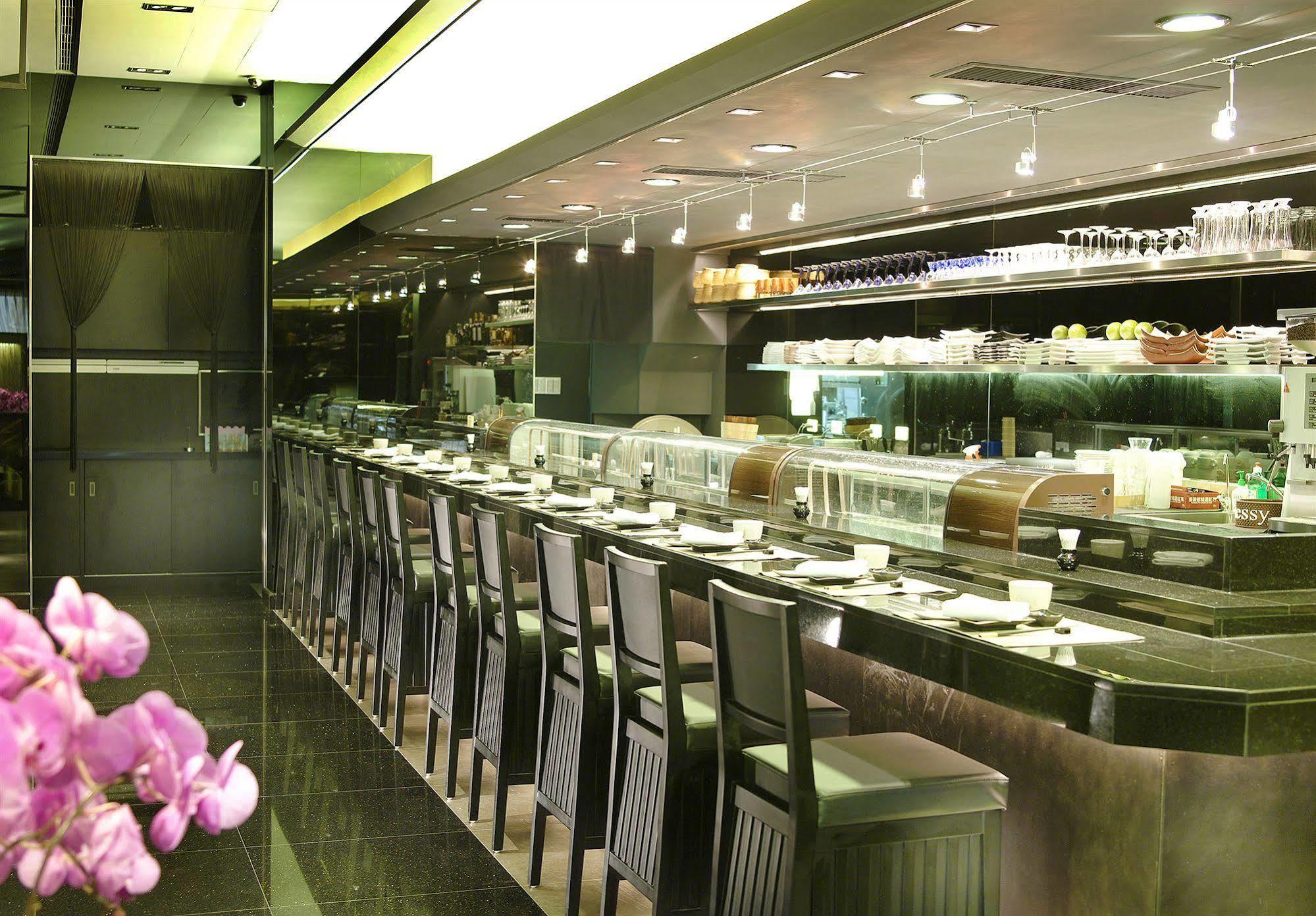 Taipei Garden Hotel - Ximending Екстер'єр фото Interior of a sushi restaurant