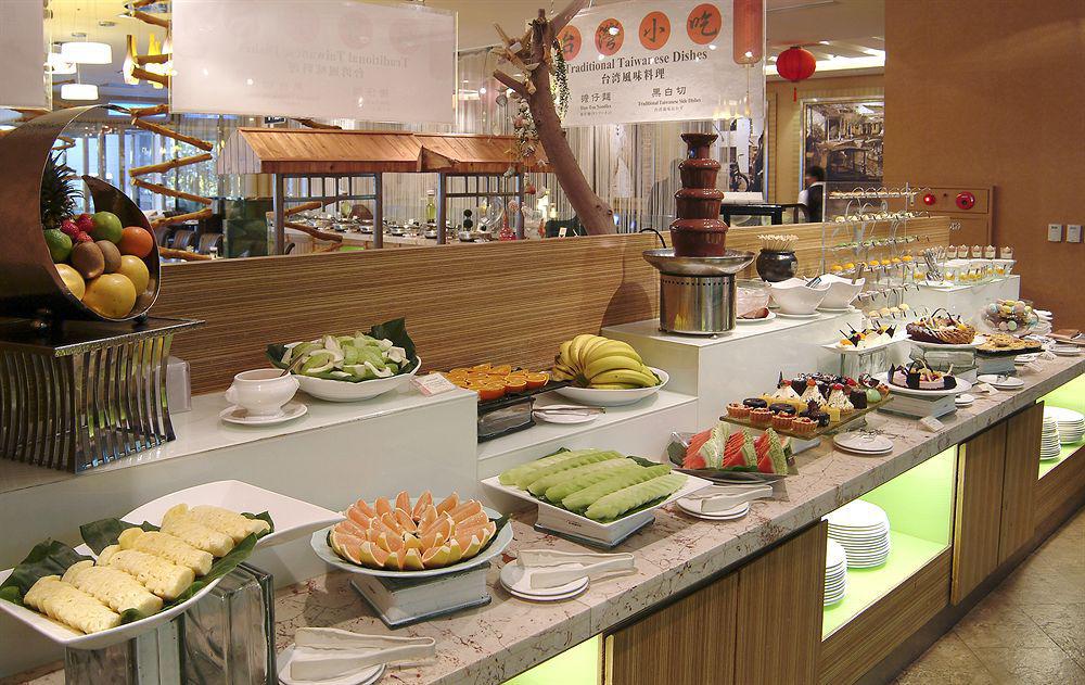 Taipei Garden Hotel - Ximending Екстер'єр фото A dessert buffet